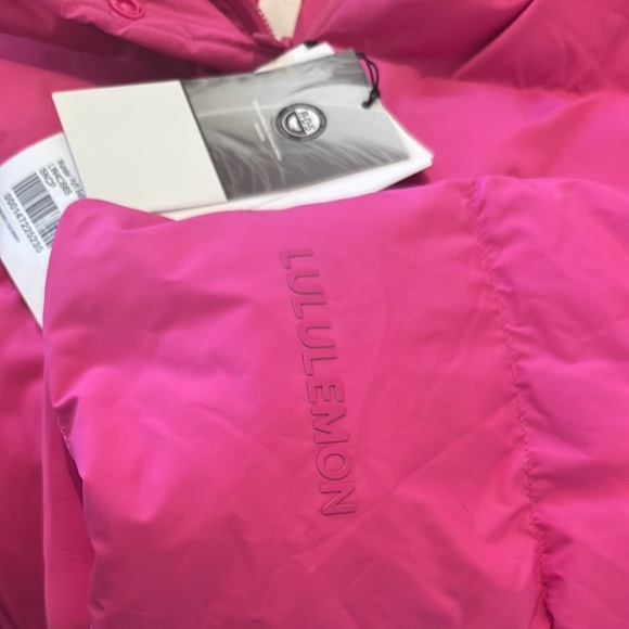 Lululemon Crop Pink Puffer Jacket Size 4 - Picture 4 of 10